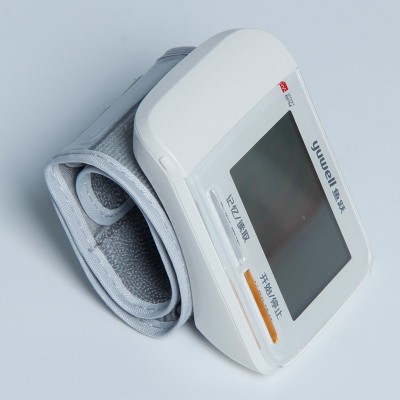 鱼跃 电子血压计家用语音智能手腕式YE8900A全自动测血压仪器播报图3