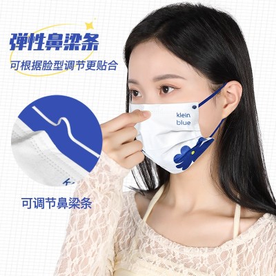 蓝冠时尚新款克莱因蓝一次性口罩 三层防护防晒独立包装印花口罩图4