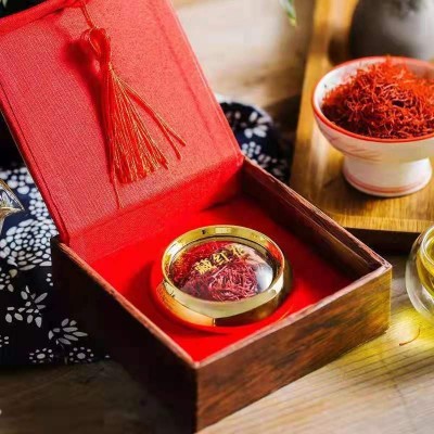 正宗进口伊朗藏红花正品伊朗进口礼盒装送镊子西红花泡水喝作用图2