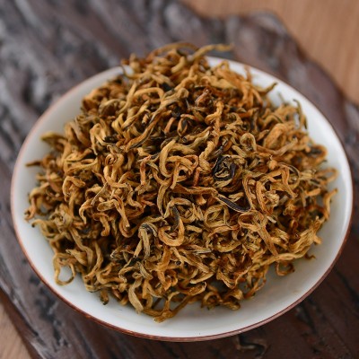2023年云南普洱茶新茶凤庆滇红茶浓香蜜香金芽茶叶散装厂家直销图2