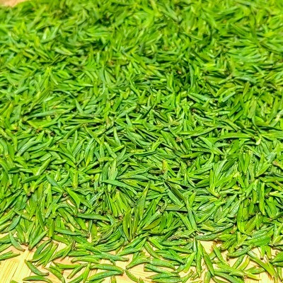 2023新茶四川峨嵋山雀舌源头厂家绿茶批发散装茶叶嫩绿短小春竹茶图2